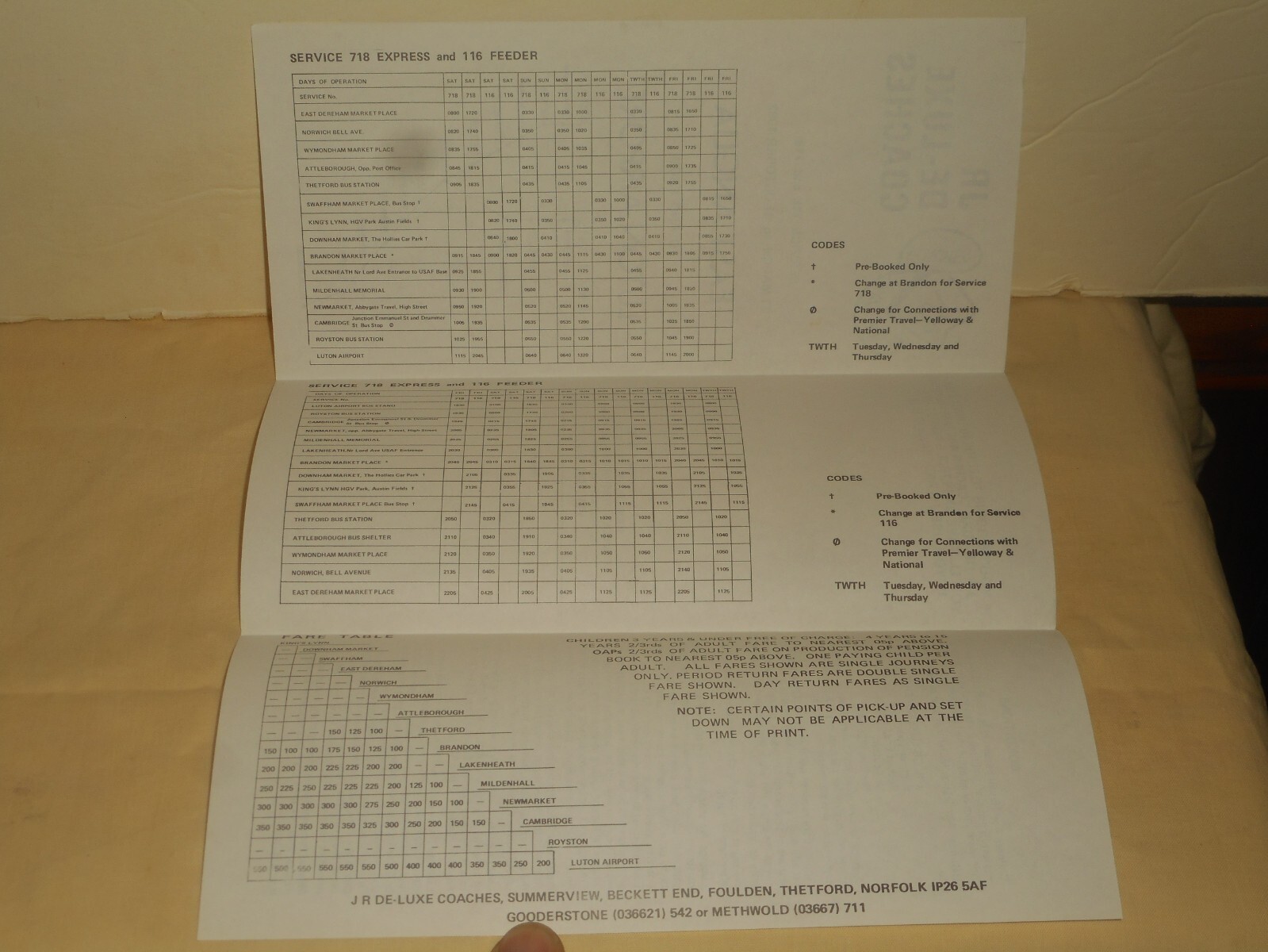 LUTON AIRPORT JR DE-LUXE COACHES 1982 Bus Service Timetables Brochure E. Anglia