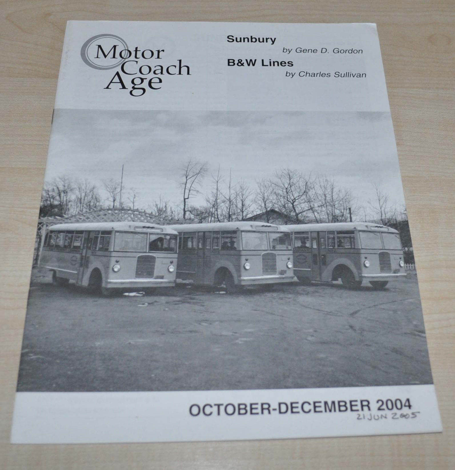 Motor Coach Age October-December 2004 Bus Brochure Sunbury B & W Lines