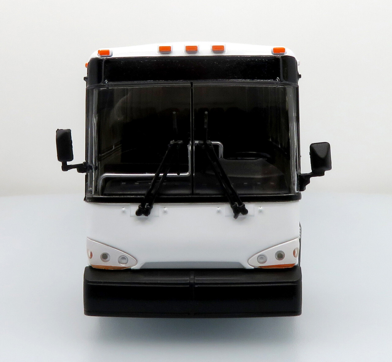 MCI D4500CT Coach Bus Blank/White 1:50 Scale Iconic Replica 50-0542 ABS Plastic