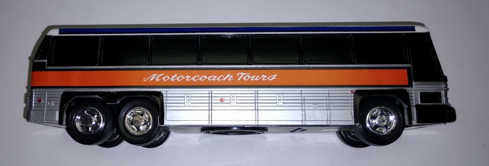 Motor Transport. Co. Motorcoach Tours (PA) MCI 10″ plastic bus bank- A-3 model