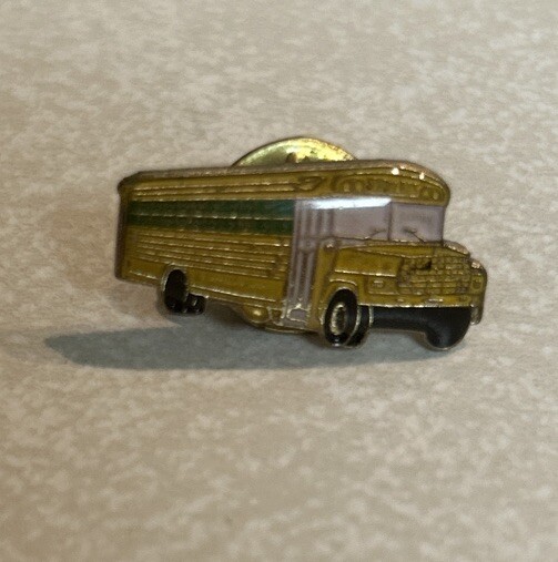Vintage Yellow School Bus 7/8″ Metal Lapel/Pin
