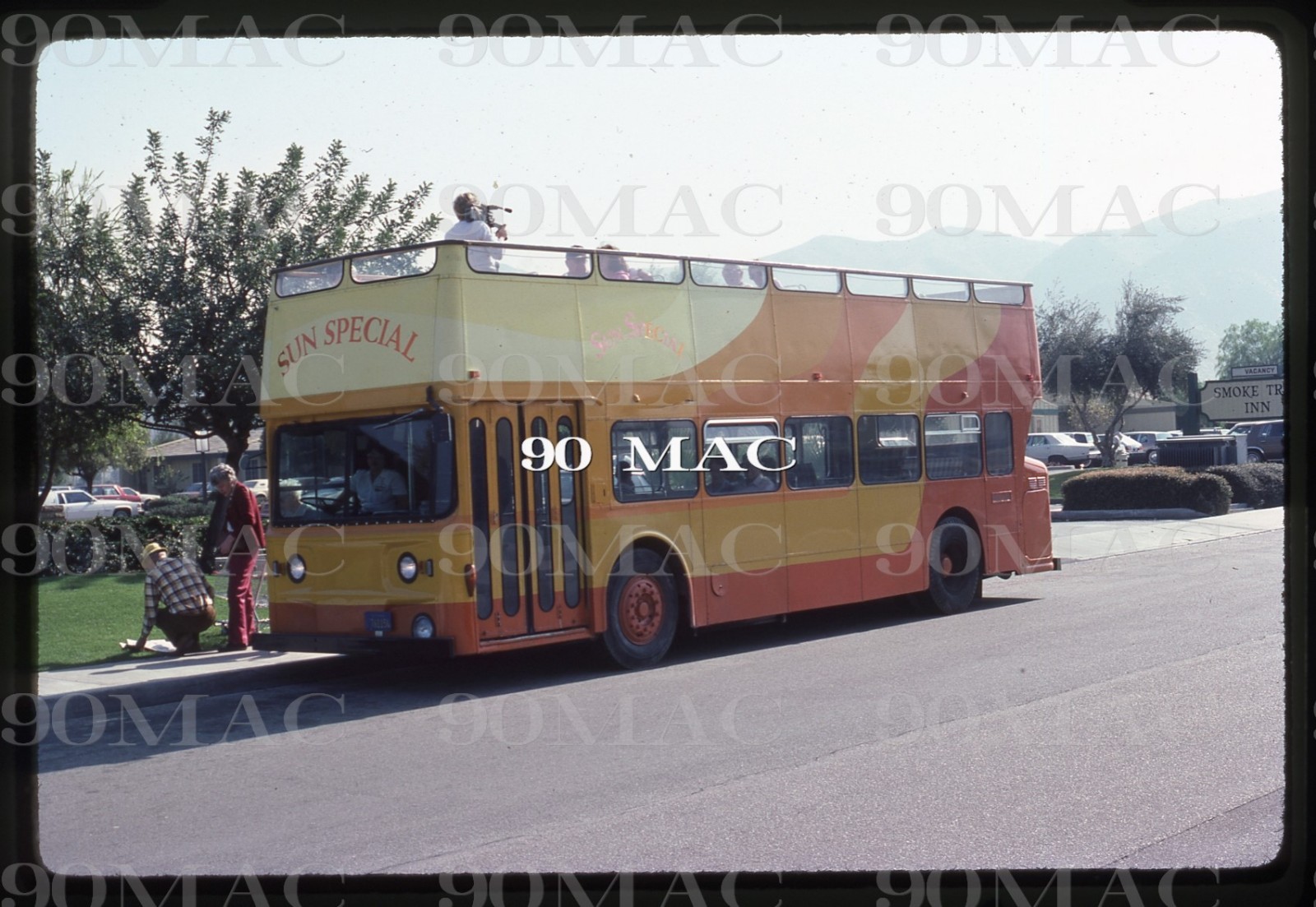 SUN LINE TRANSIT. LONDON DD BUS. Palm Springs (CA). Original Slide 1985.(A)