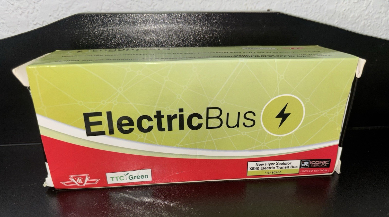 TTC New Flyer Xcelsior XE40 ElectricBus 1:87 Limited Edition Model w/ Box