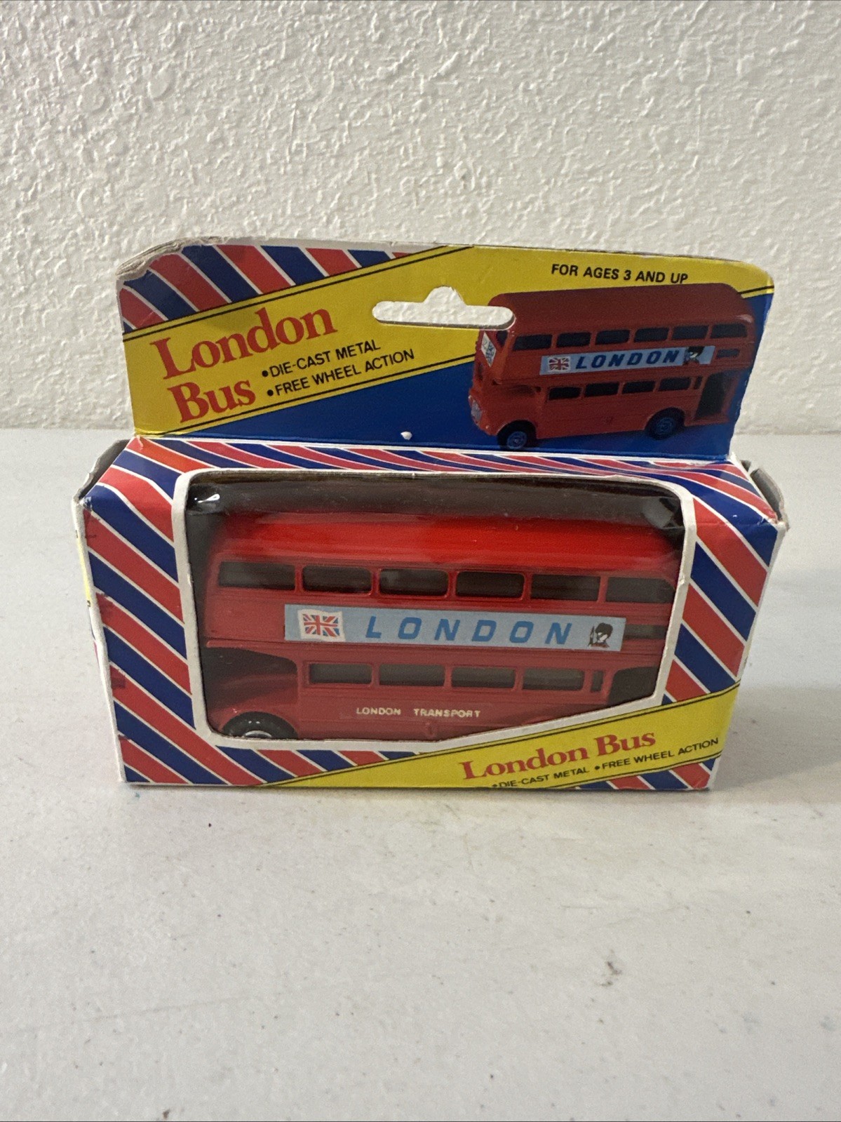 Vintage Destination by Bus LONDON Die Cast Metal Free Wheel Action NIB HTF
