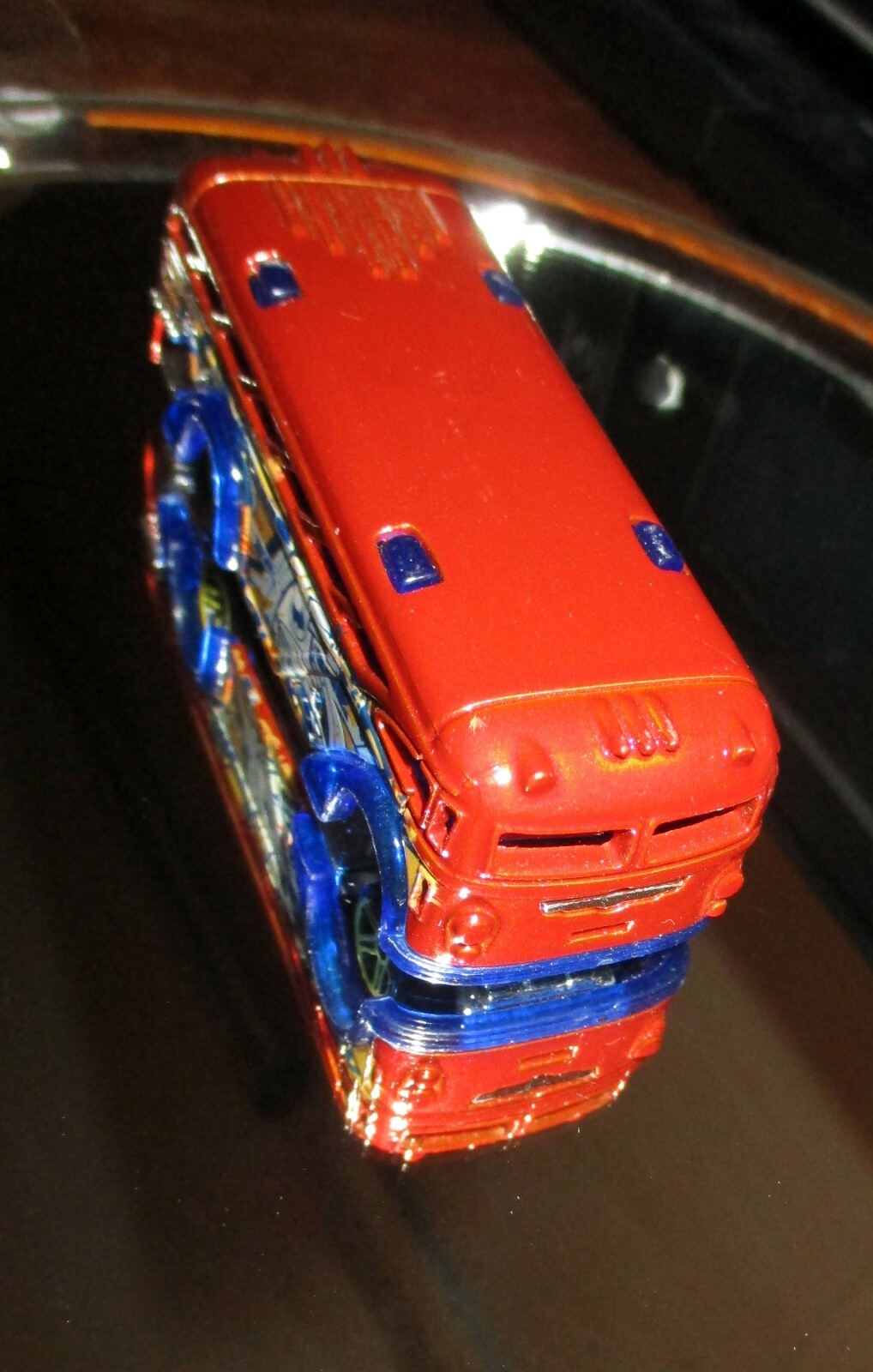 2000, Hot Wheels, HW City Series Surfin’ School Bus, 1:64, Loose, Ages 3+, EUC