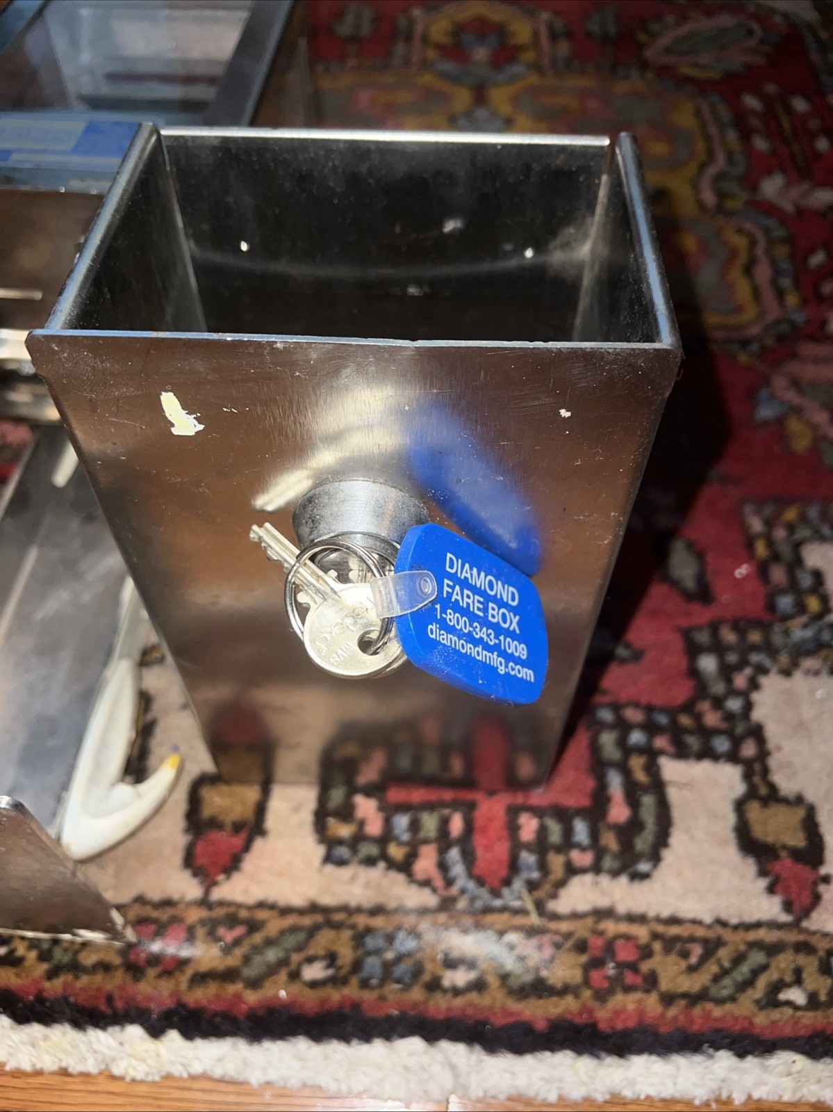 Diamond Model Fare box Has Two KEYS Bus Fare Box Single Vault