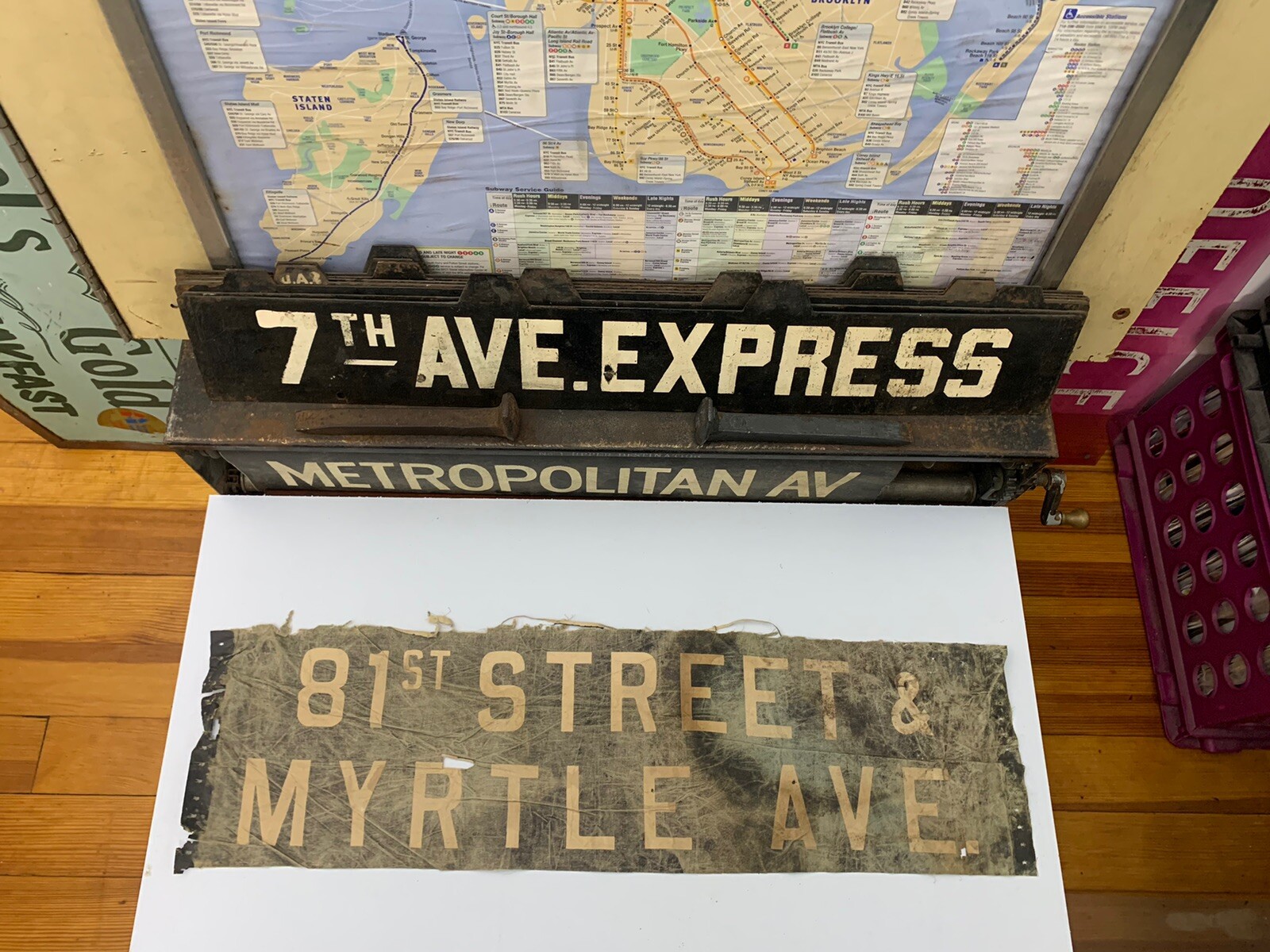 NY NYC PRIMITIVE BUS ROLL SIGN 81 STREET QUEENS MYRTLE AVENUE BROOKLYN TRANSIT