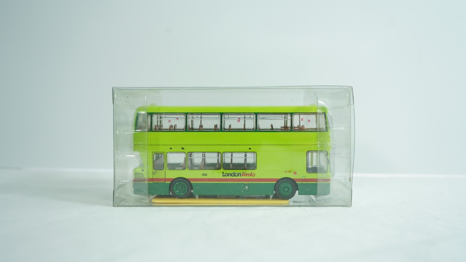 Britbus 1/76 Diecast London Links Double Deck Bus Item ANI-26 B8