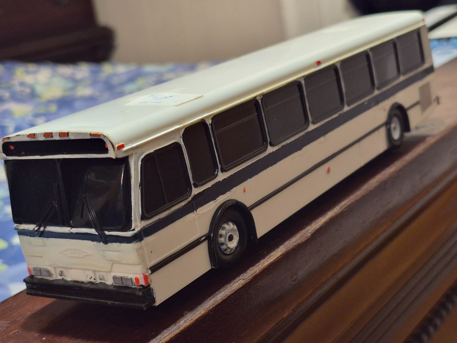 1:50 plastic orion transit bus
