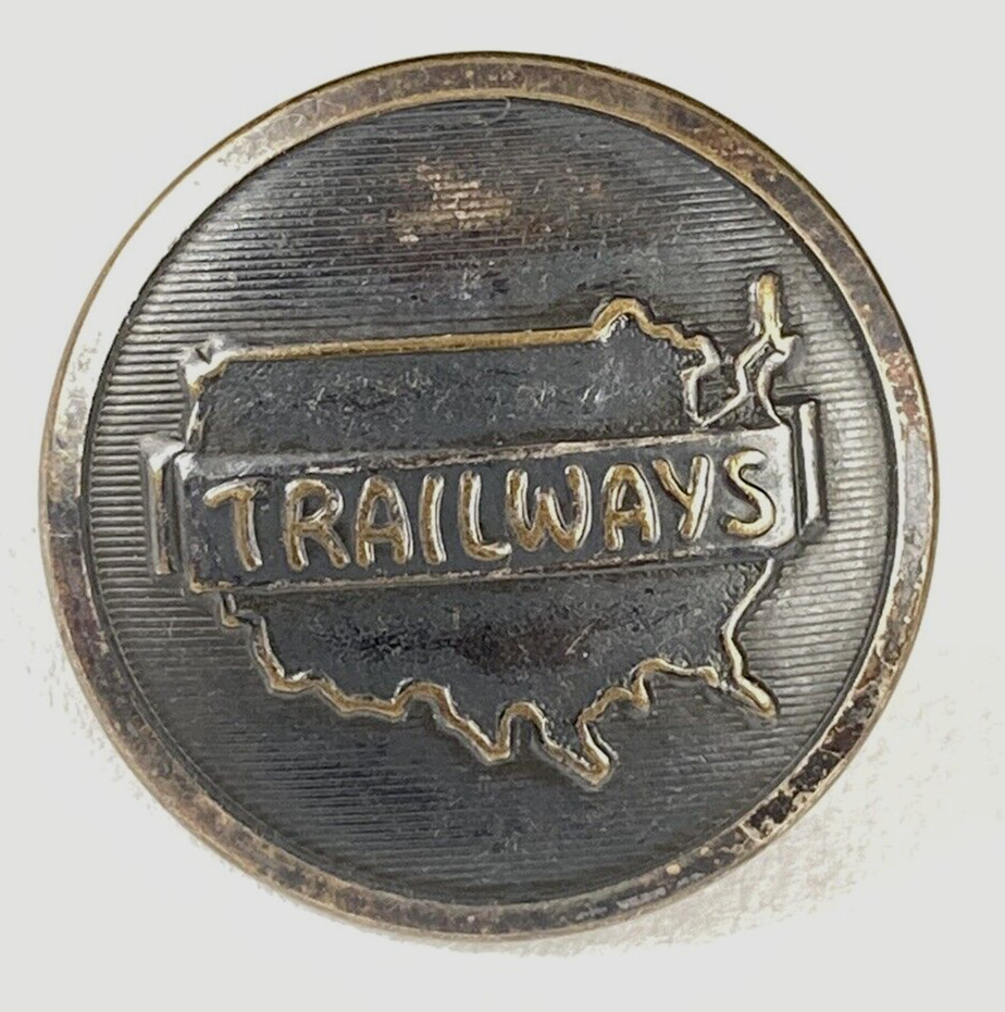 VINTAGE TRAILWAYS BRASS UNIFORM BUTTON WATERBURY BUTTON CO. CONN. 7/8″ (22MM)