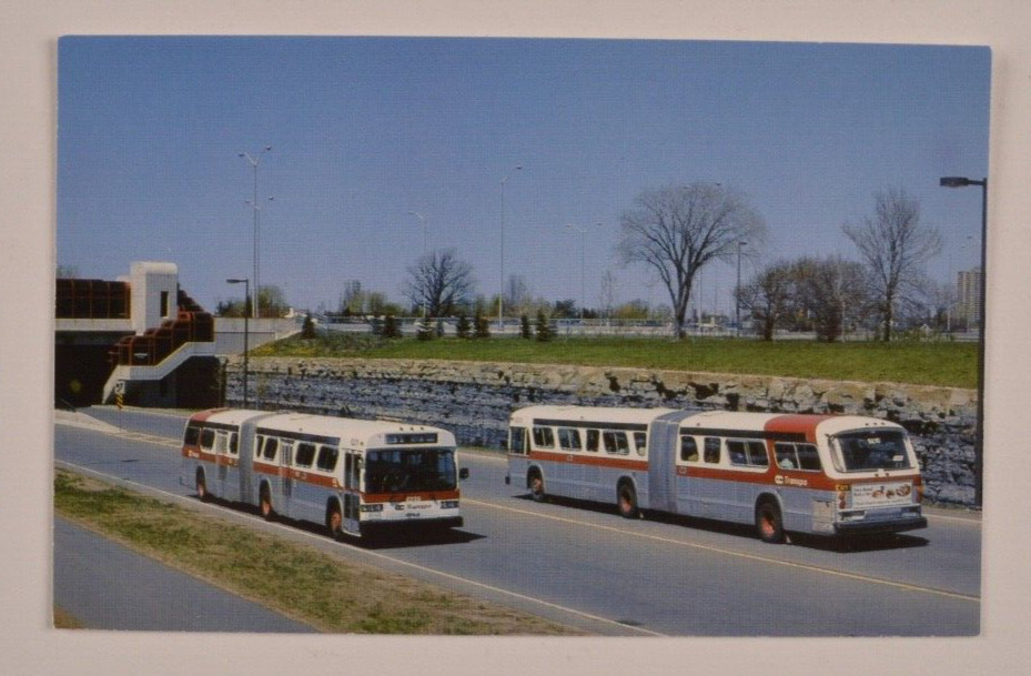 1982 General Motors GM TA-60102N Articulated Bus Postcard CPA
