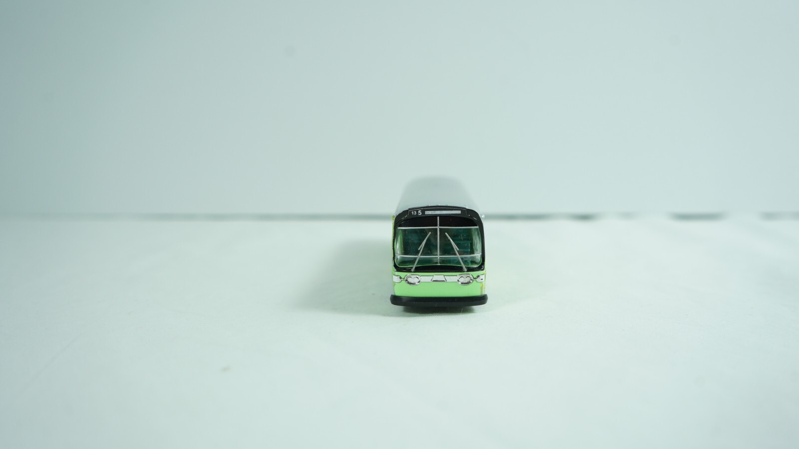 Busch HO 1/87 GMC Fishbowl Edmonton Bus Item 44533 NEW B9