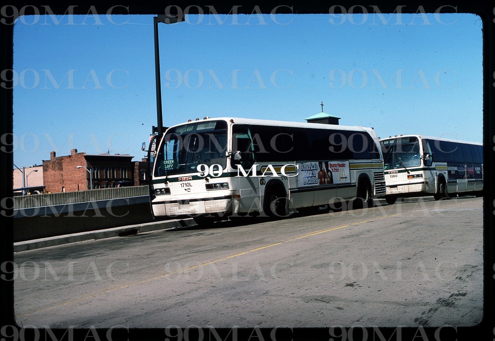 DDOT. GM RTS BUS #1584L. Detroit (MI). Original Slide 1985. VIP!