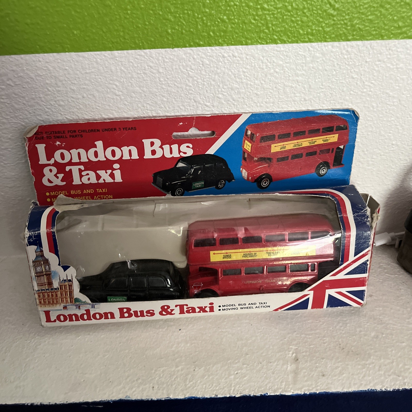 London Bus and Taxi Toy NIB