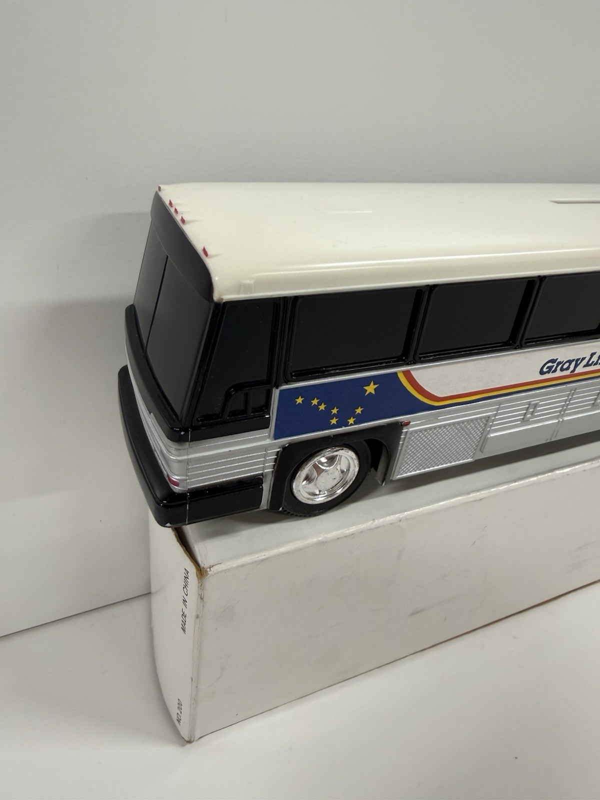 Gray Line Of Alaska Vintage Tour Bus 10″ long plastic coin bank W/ Box