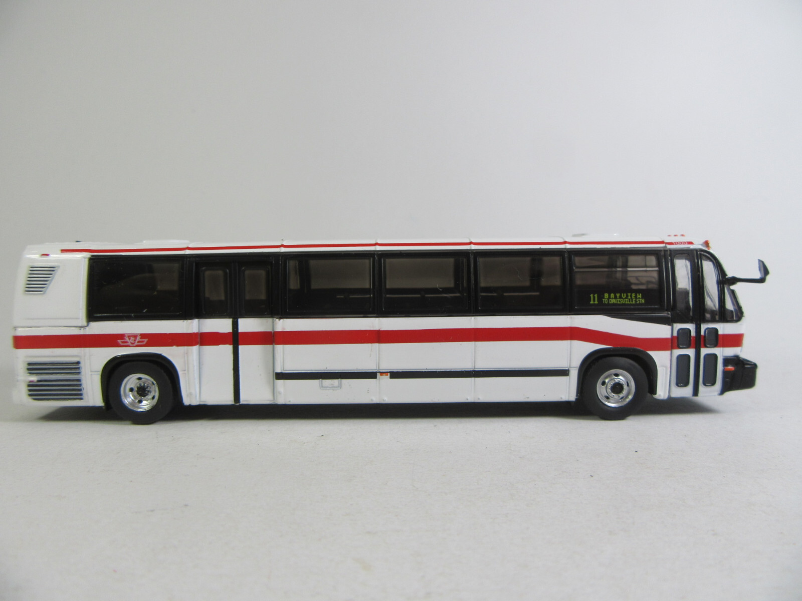Iconic Replicas 1:87 Bus GMC RTS TTC Toronto USA
