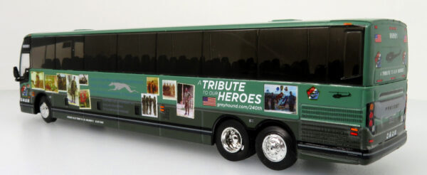 Greyhound Prevost X-345 Bus Tribute to Heroes Missing Mirror 1/87 Scale Iconic