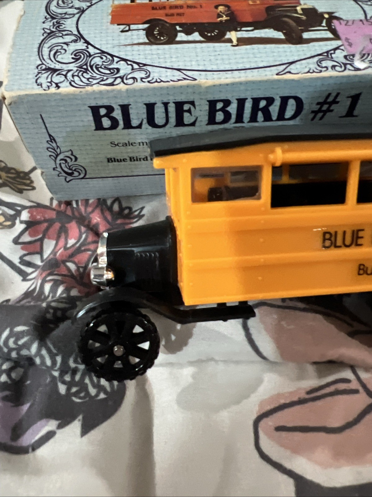 VTG Jimson 380 1927 Ford Model T Blue Bird No. 1 Plastic Scale Model School Bus