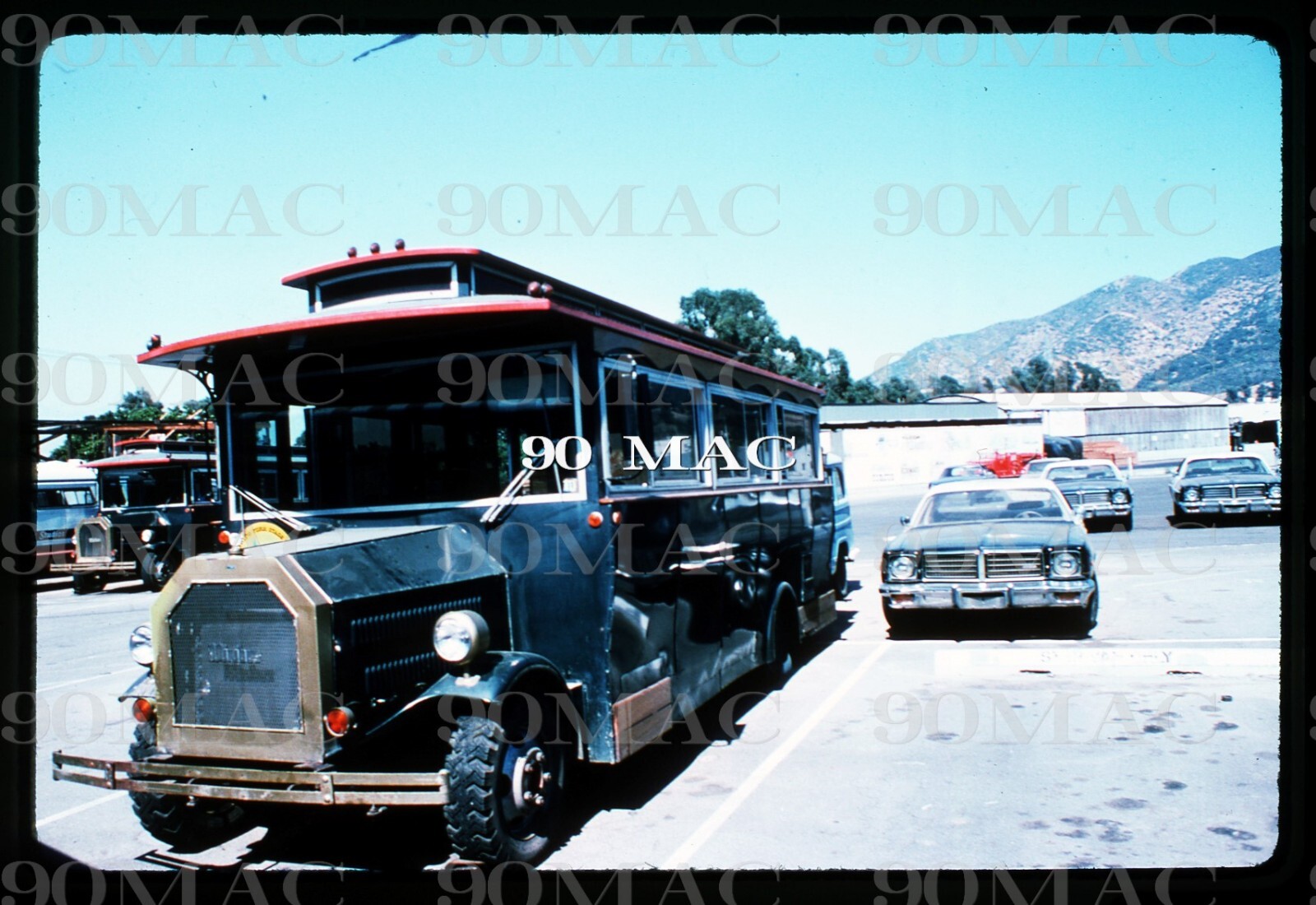 UNIVERSAL STUDIOS. MINIBUS BUS. Los Angeles (CA). Original Slide 1978. TROLLEY!