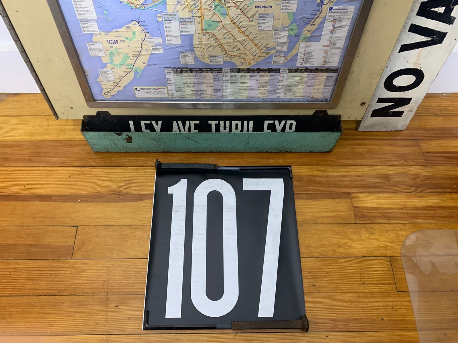 NY NYC BUS ROLL SIGN SECTION #107 MYLAR 16″ X 14″ COLLECTIBLE NY OLD HOME DECOR