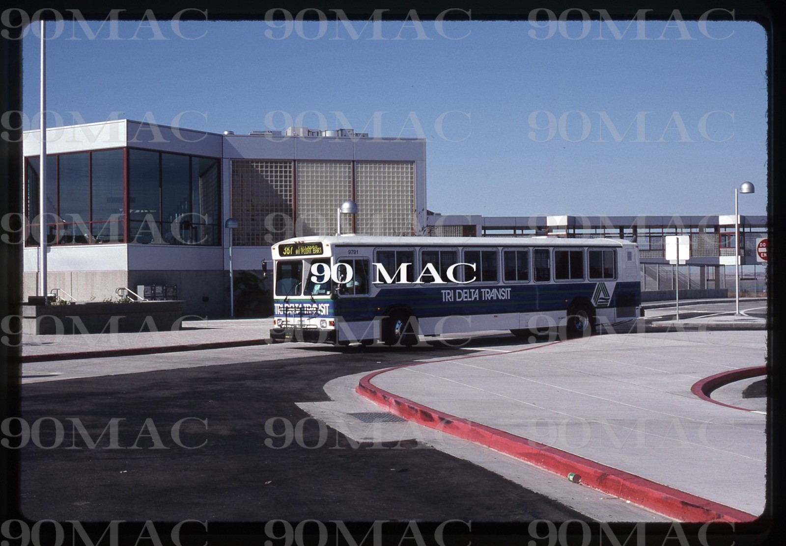 TRI DELTA TRANSIT. GILLIG BUS #9791. Antioch (CA). Original Slide 1997.