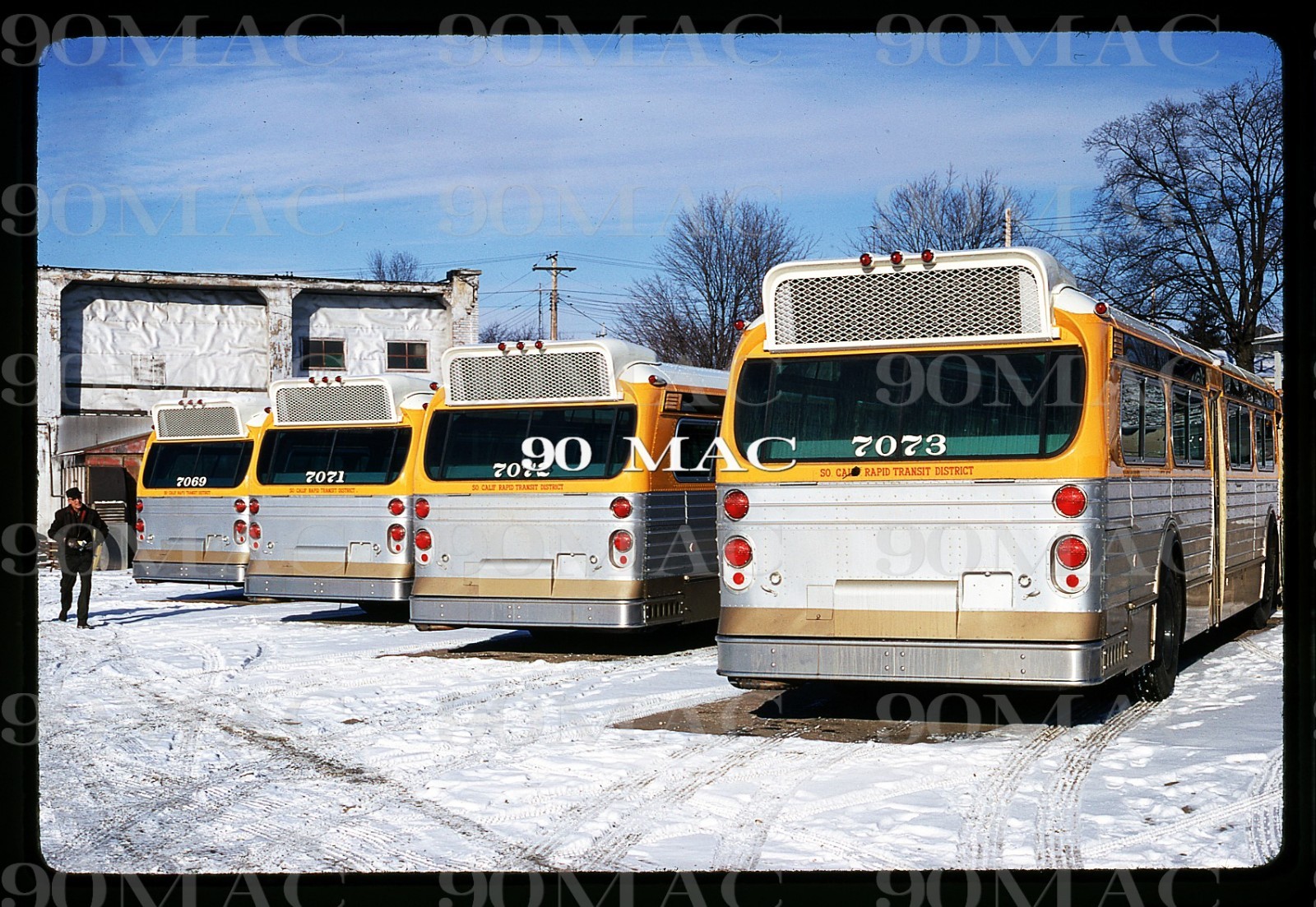SCRTD-RTD. FLXIBLE BUS #7073. Loudonville (OH). Original Slide 1971. FACTORY!
