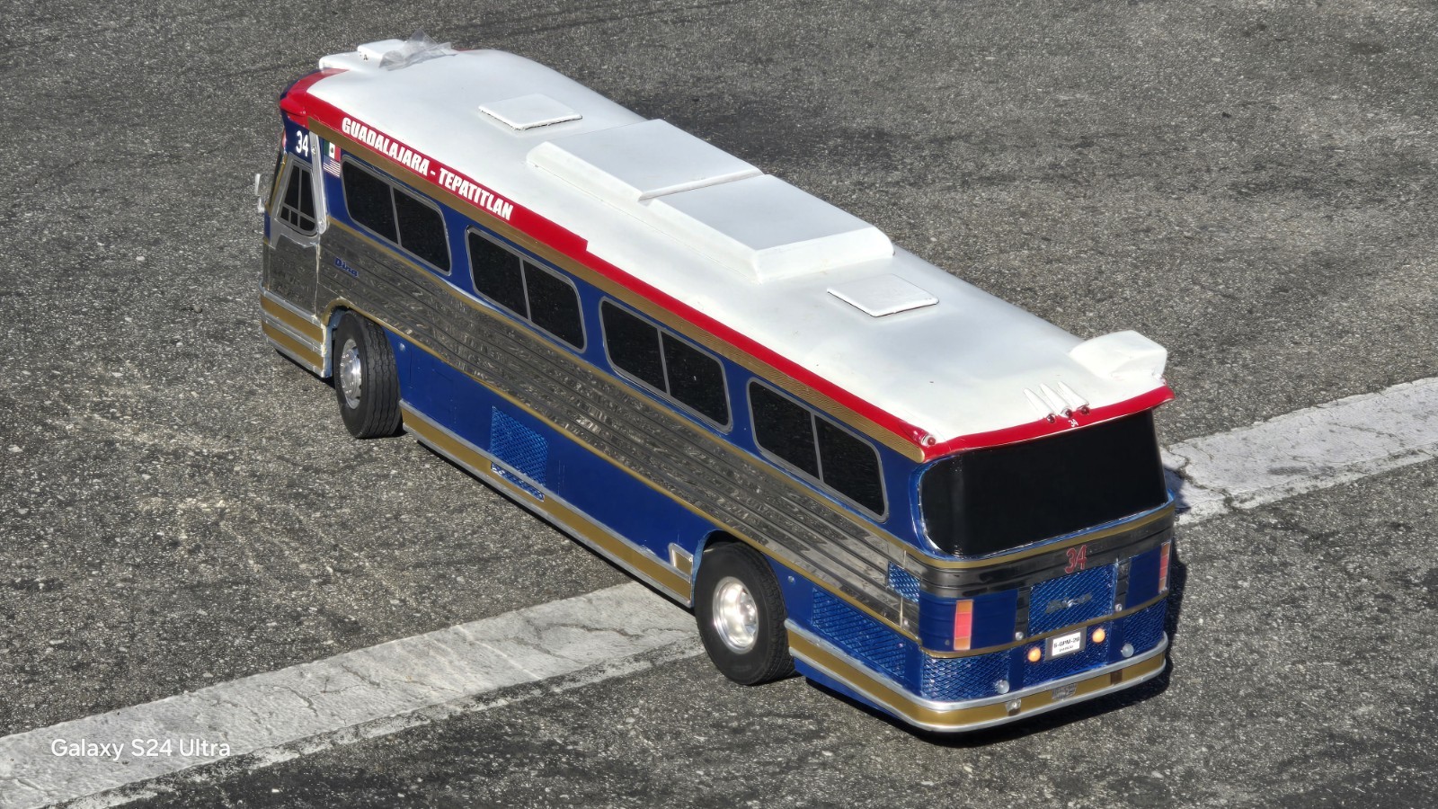 DINA BUS