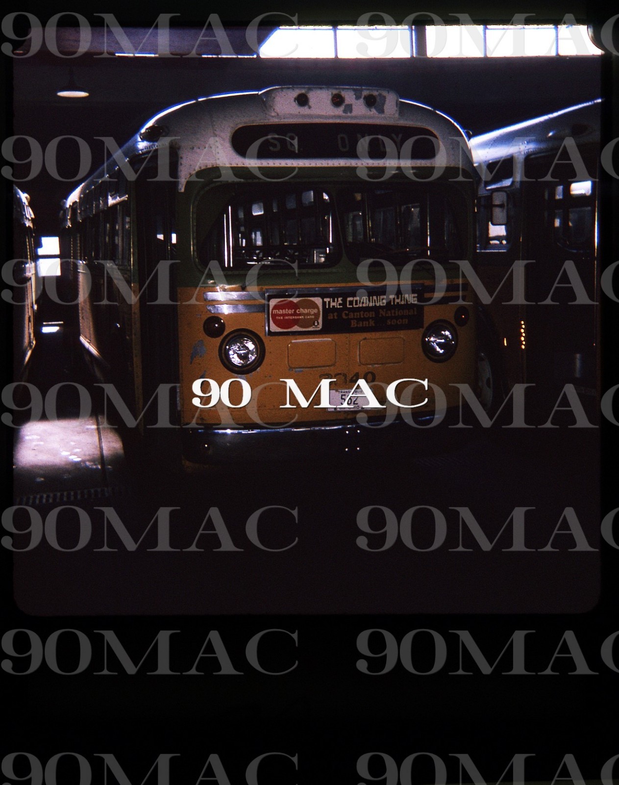 CANTON CITY LINES. BUS GARAGE. Canton (OH). 12 Original Slides 1969.