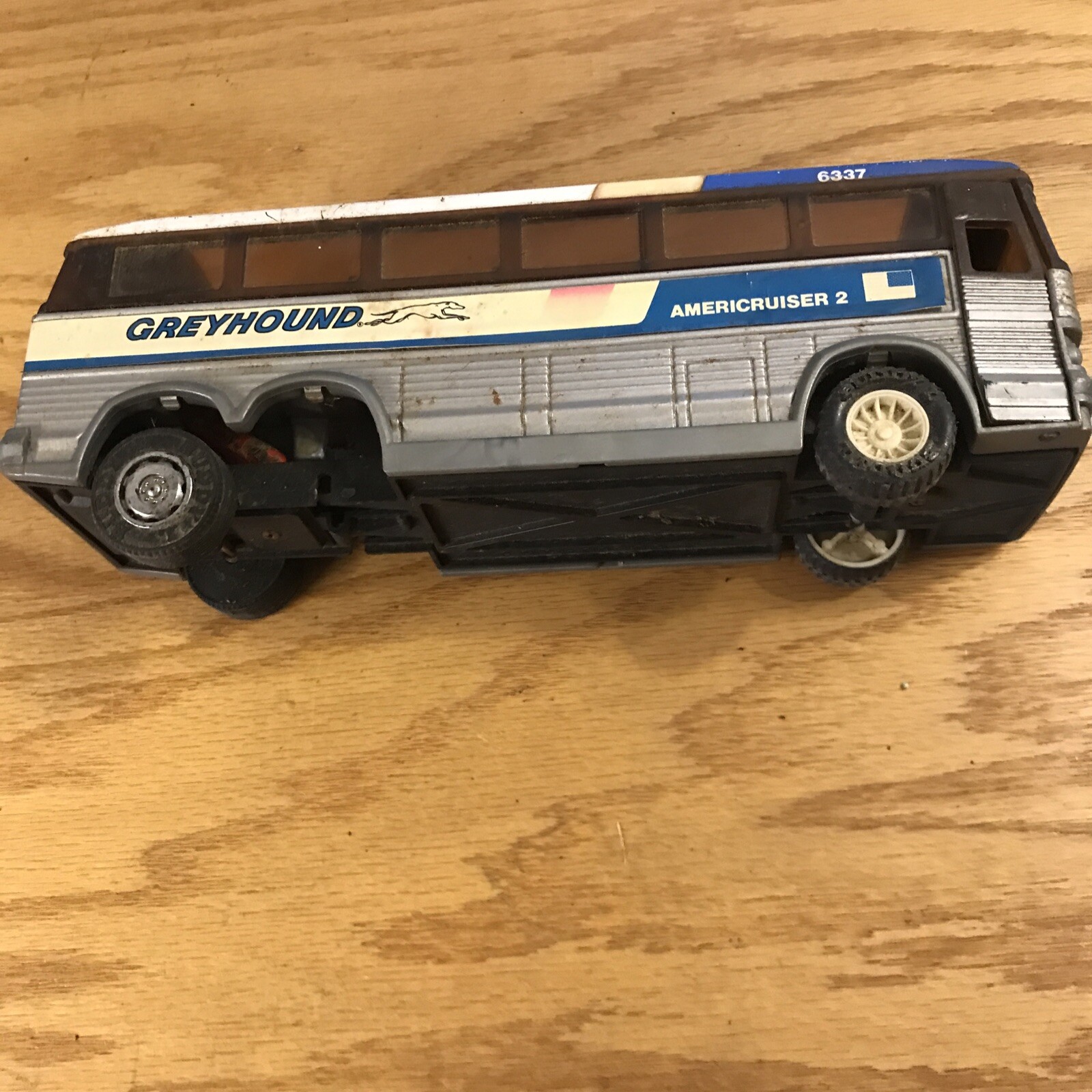 Buddy L 1983 Greyhound Bus Toy 10 1/2 in. Long Americruiser 2