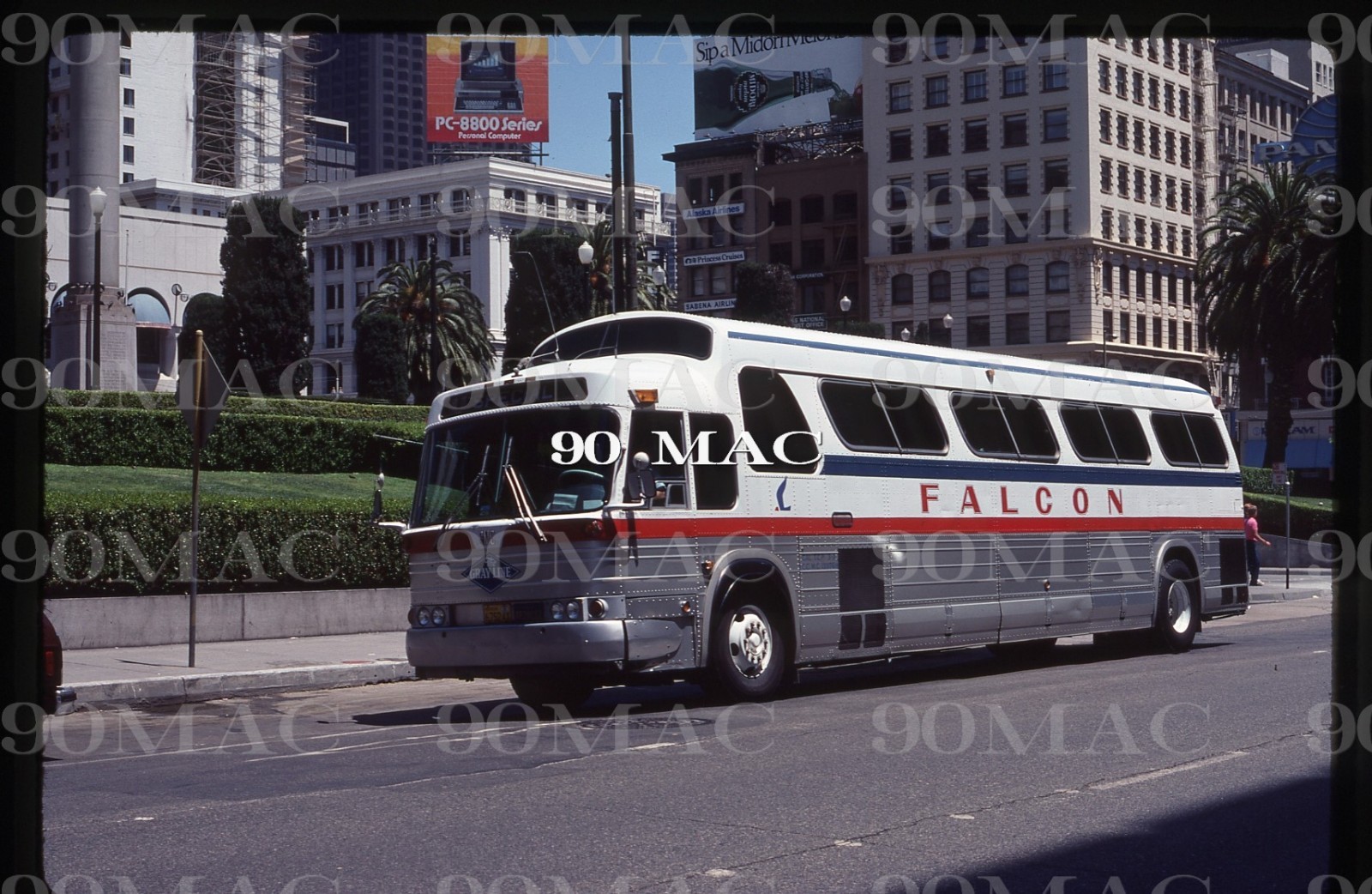 FALCON CHARTER. GM COACH BUS #81. San Francisco (CA). 2 Original Slides 1983.