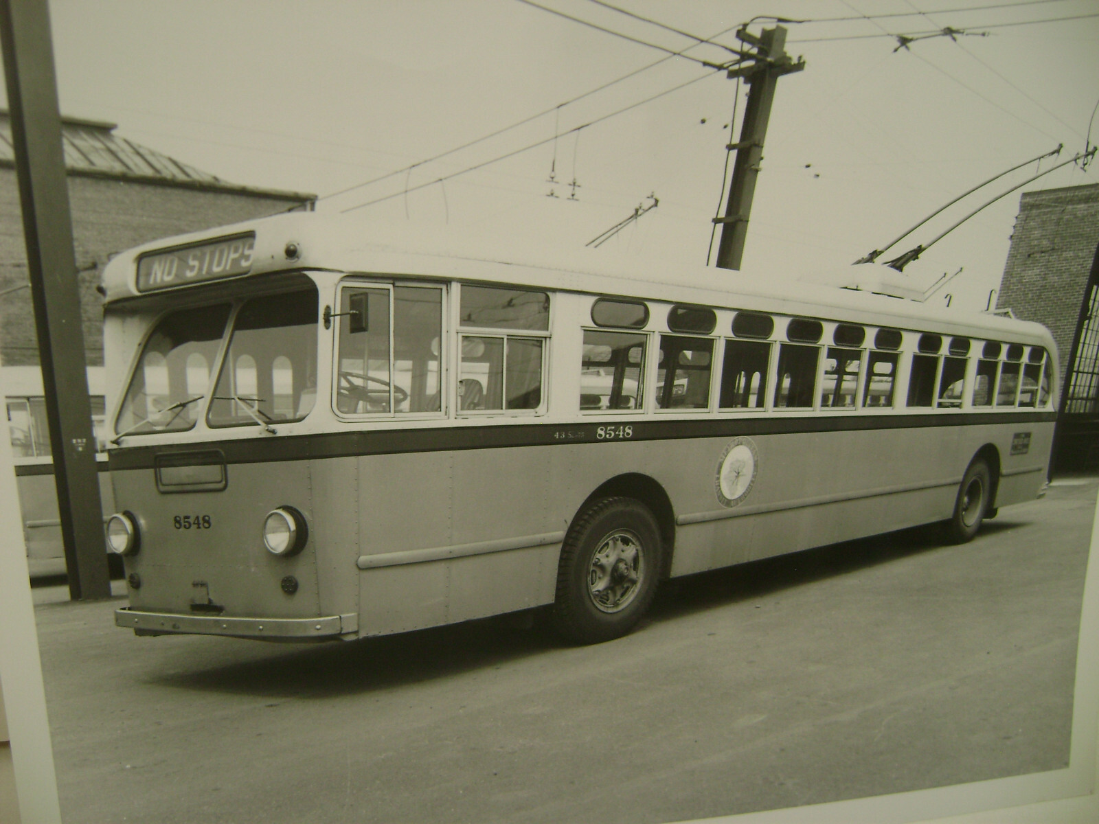 ORIGINAL 8″X10″ PHOTO NO STOPS TROLLEY BUS 8548 METROPOLITAN TRANSIT AUTHORITY