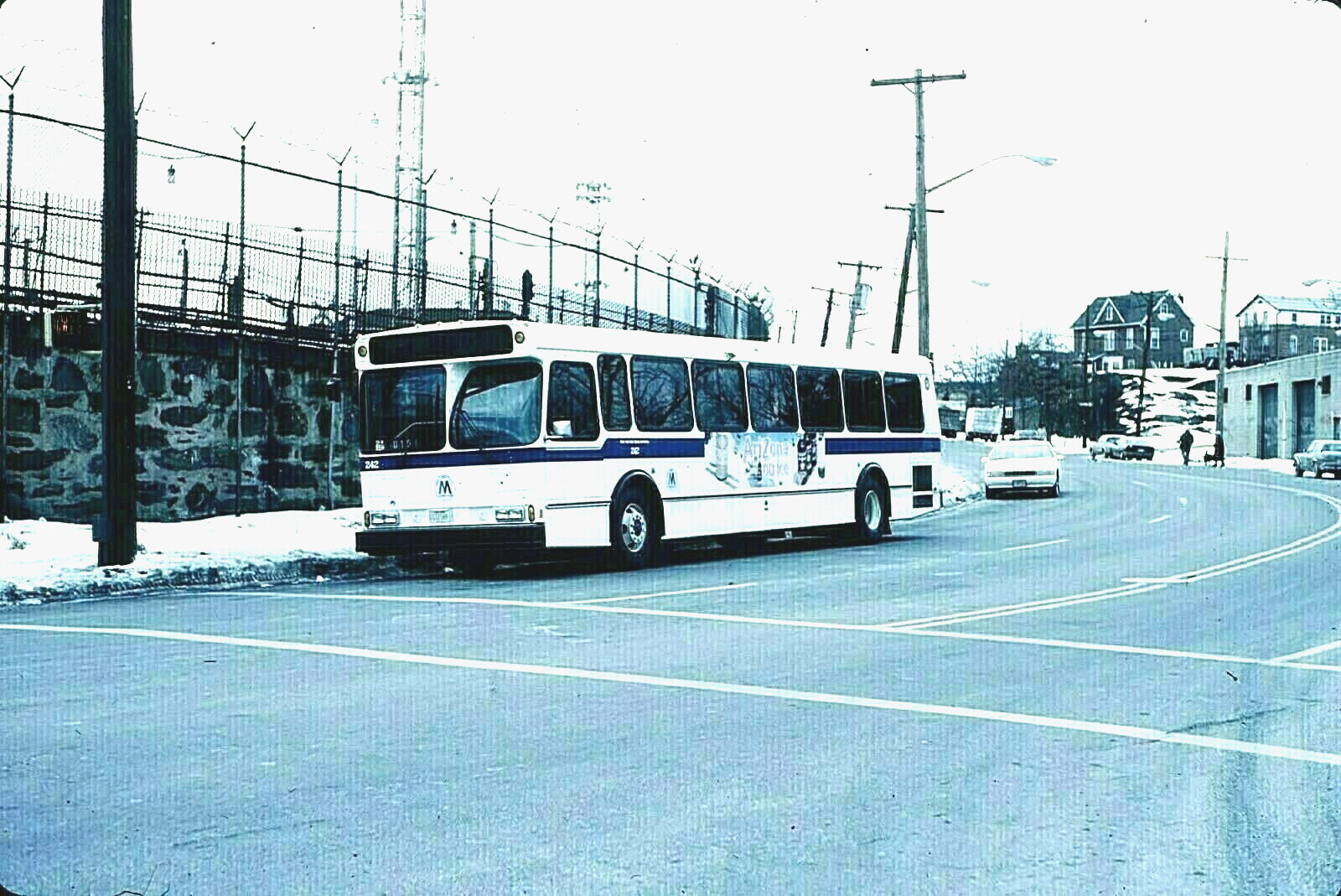 ORIGINAL KODACHROME SLIDE NYC BUS 1993 ORION V #242 Bx-41 241-BAYCHESTER 2/7/94