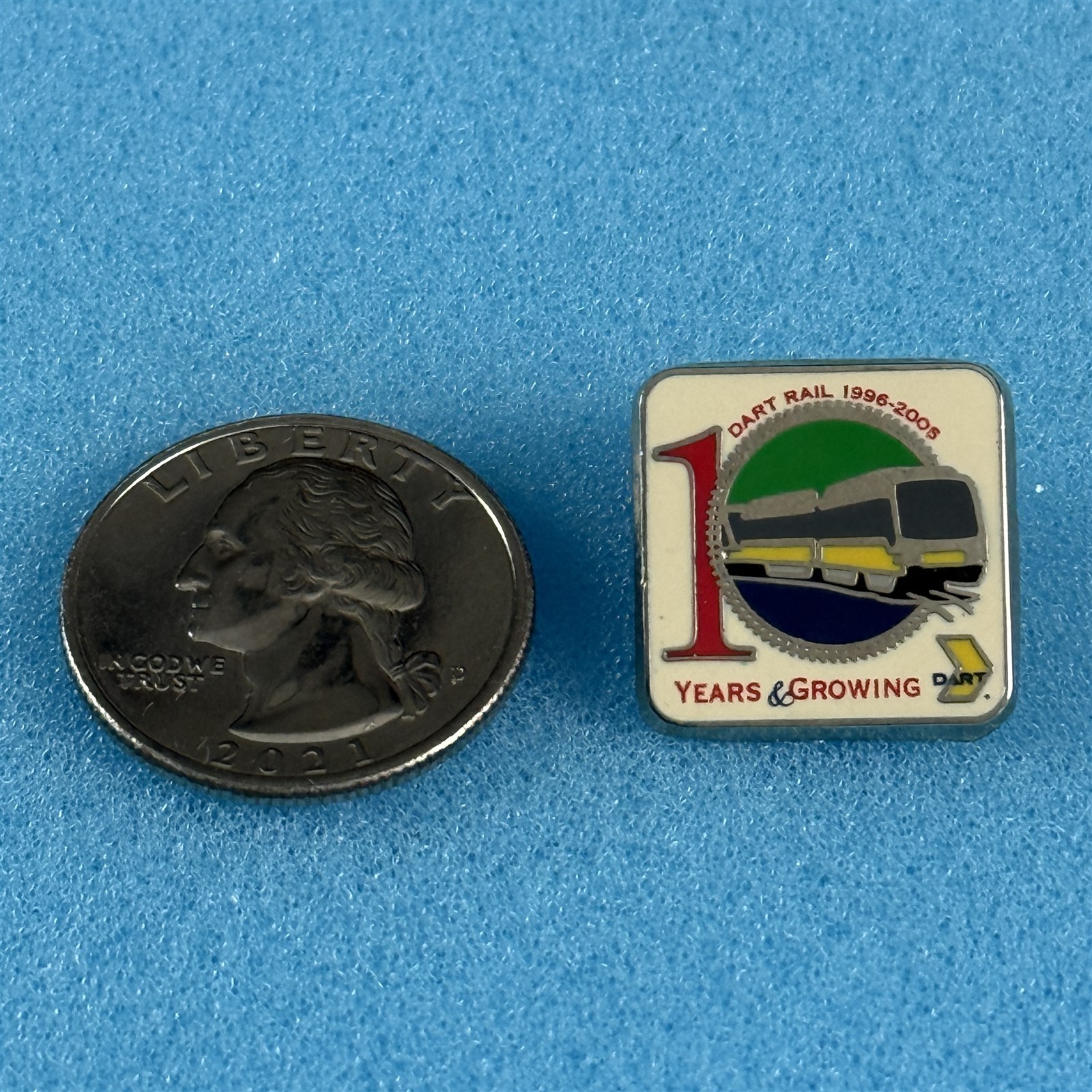 DART Dallas Area Rapid Transit Rail System 100 Years 2005 Pin Pinback #59632