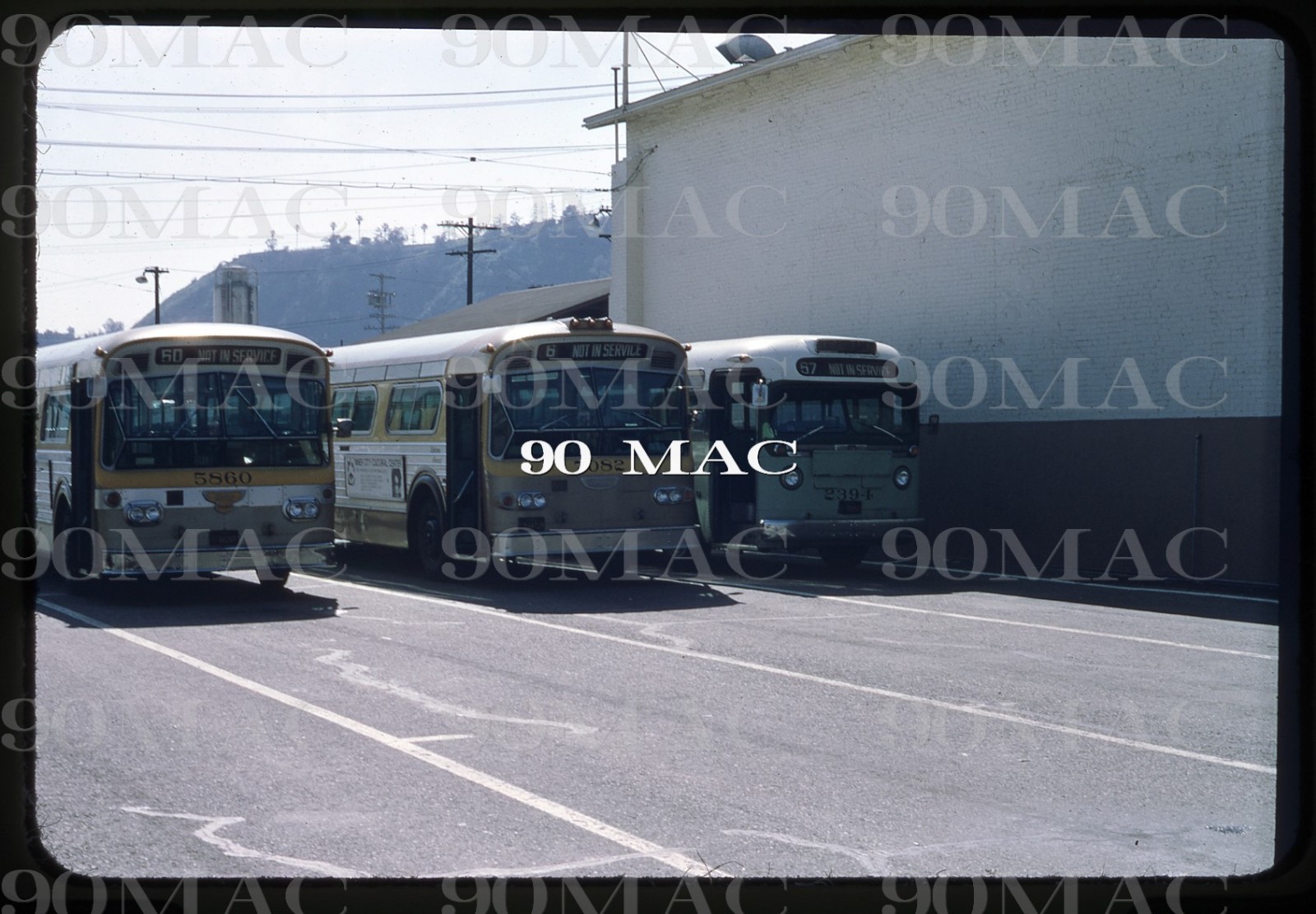SCRTD-RTD. DIVISION 3 Yard. Los Angeles (CA). Original Slide. 1975. (G) 2394!
