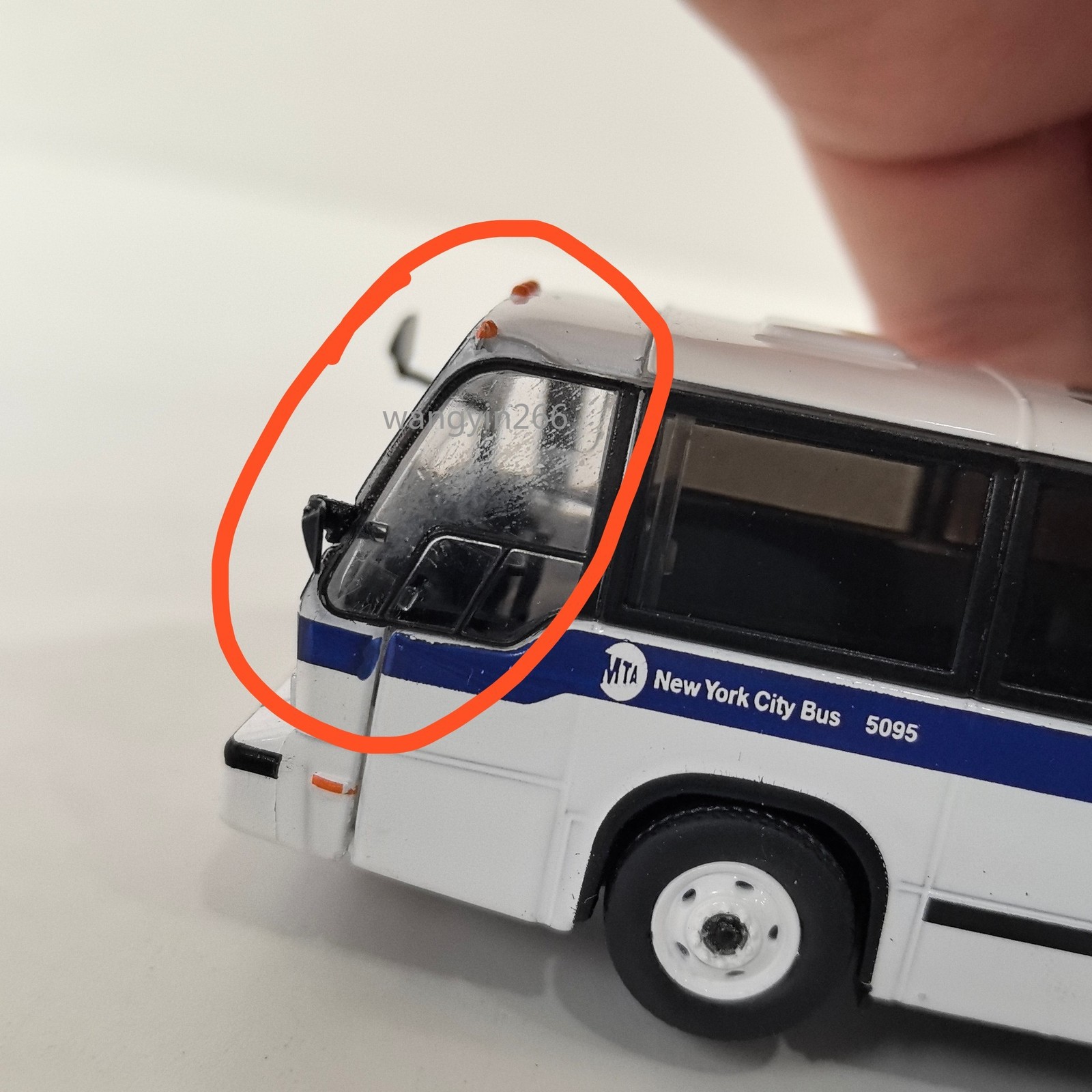 Iconic Replicas HO 1/87 MTA New York City Transit Bus Diecast Model