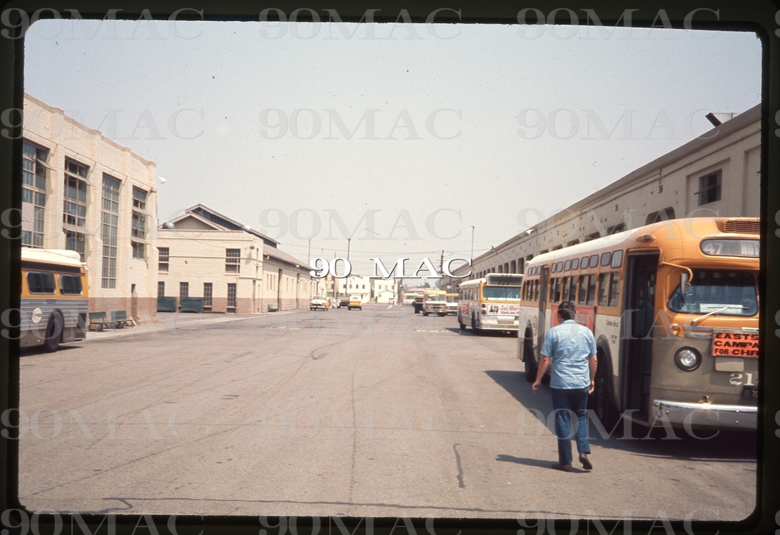SCRTD-RTD. SOUTH PARK SHOPS. Los Angeles (CA). Original Slide. 1972. M. Deghetto