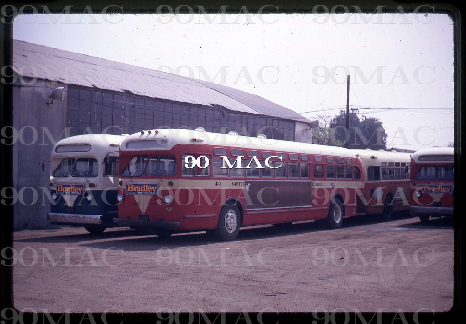 SOUTH LA TRANSPORTATION CO. GM COACH #40. Compton (CA). Original Slide 1969.