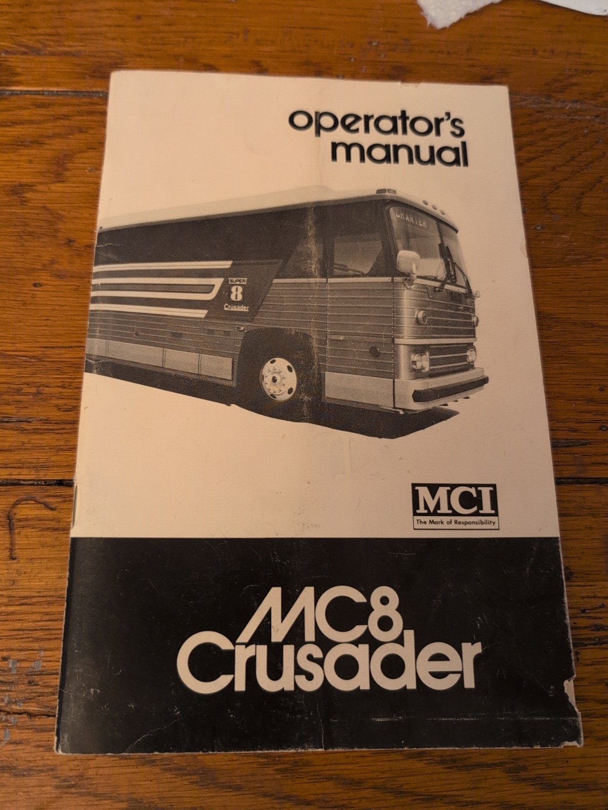 MCI MC-8 Bus Operators Manual