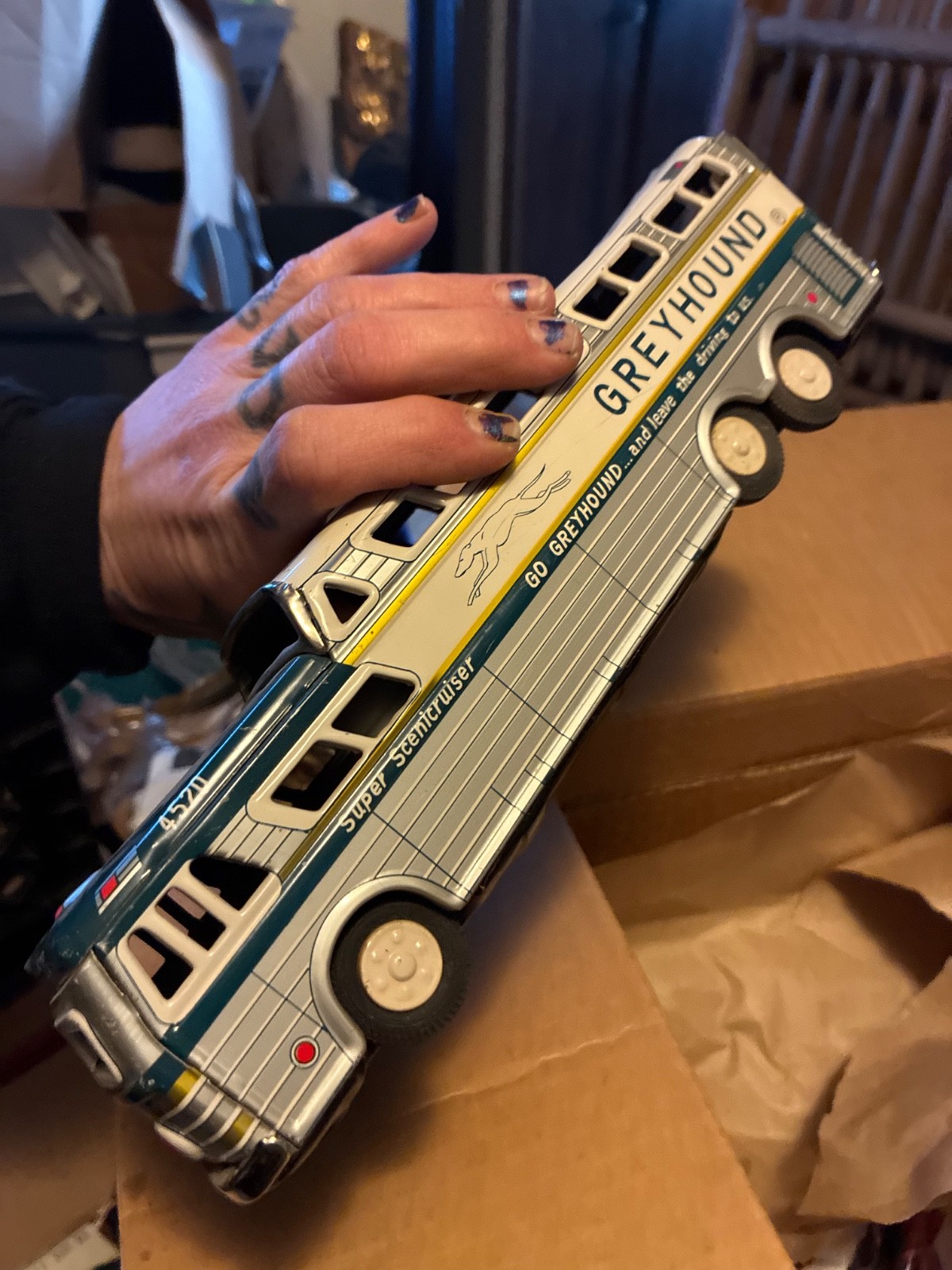 Greyhound bus vintage #4520 Super Scenicruiser 11”. #35