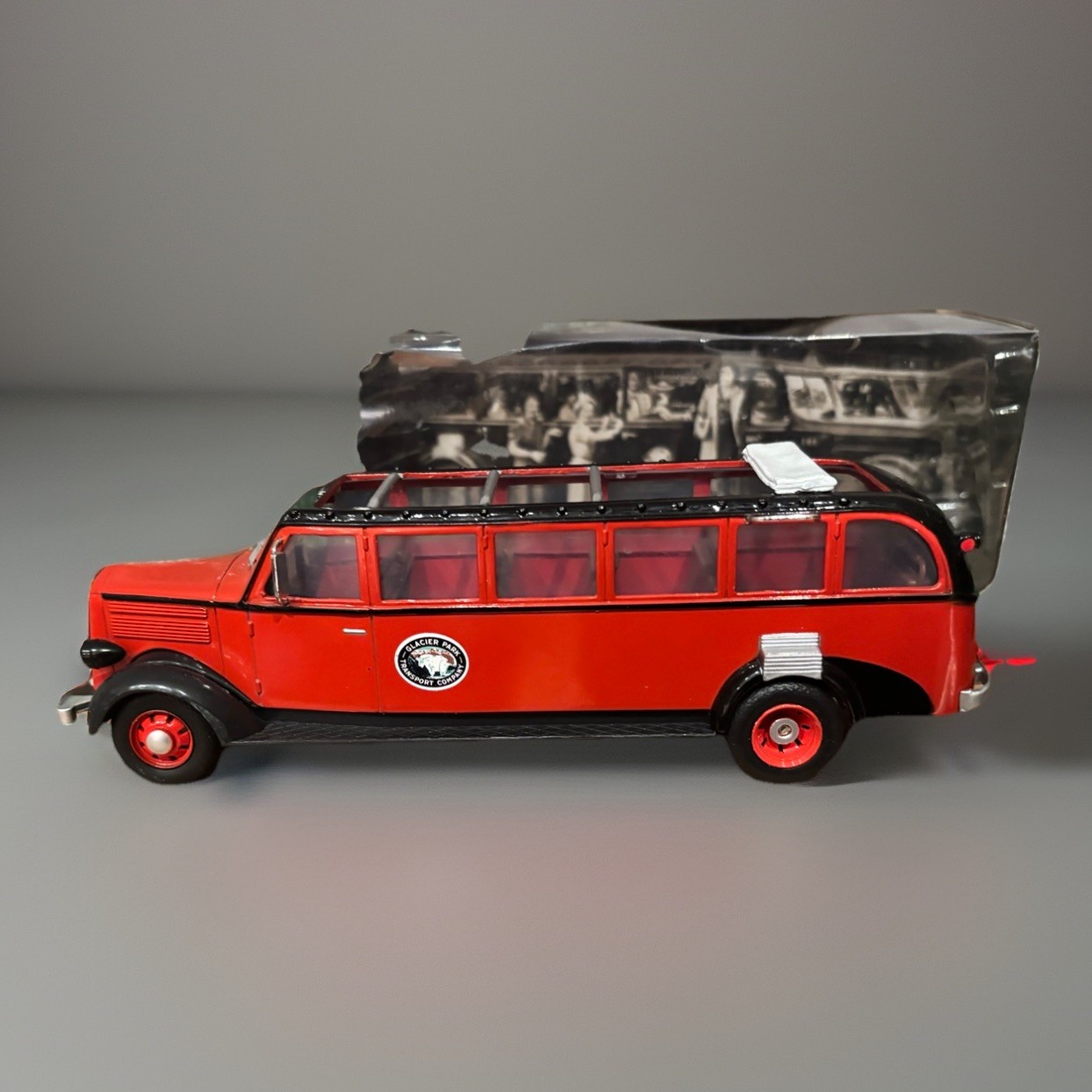 1936 White Model 706 Open Top Tour Bus O Gauge 1:48 Scale – New