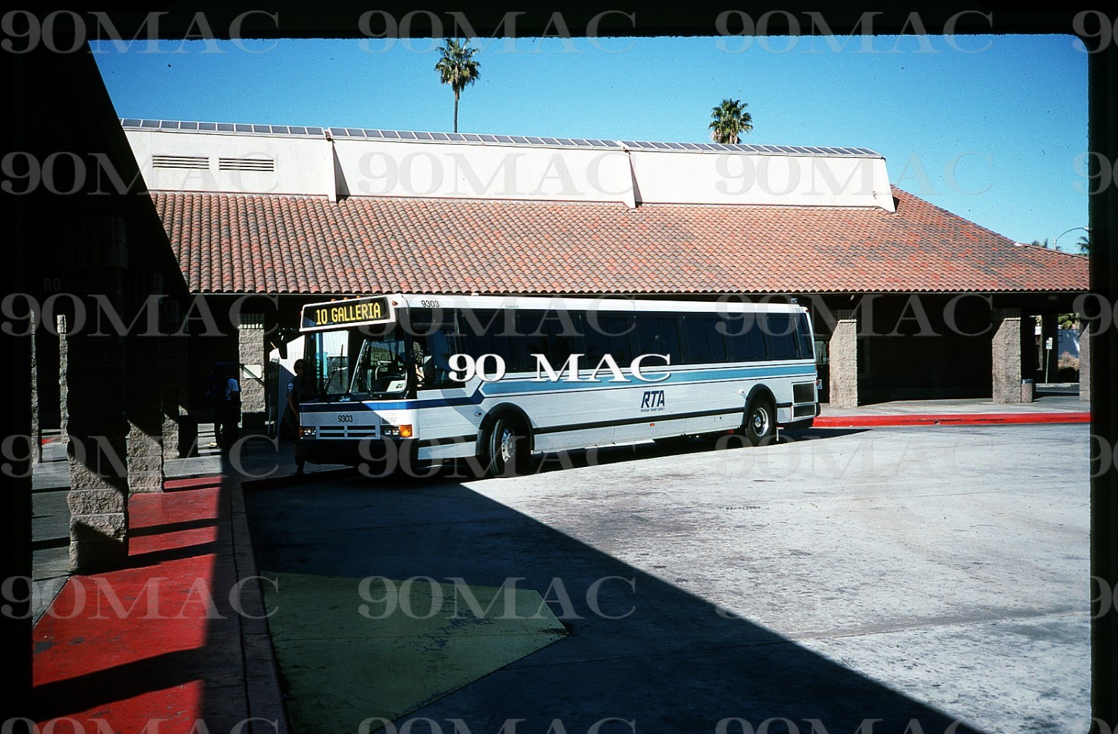 RIVERSIDE TRANSIT. FLXIBLE BUS #9303. Riverside (CA). Original Slide 1994.