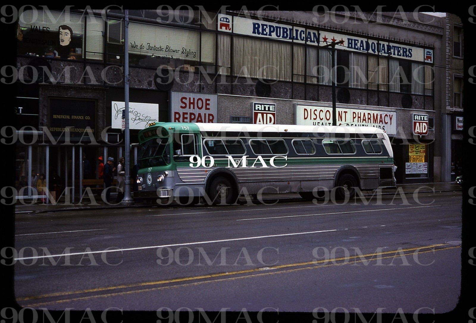 MVRTA. FLXIBLE BUS #757. Dayton (OH). Original Slide 1978.