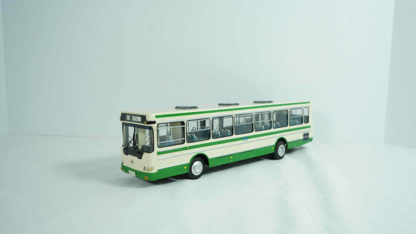 Rare Vector-Models 1/43 Diecast Russian City Bus No Box HO7