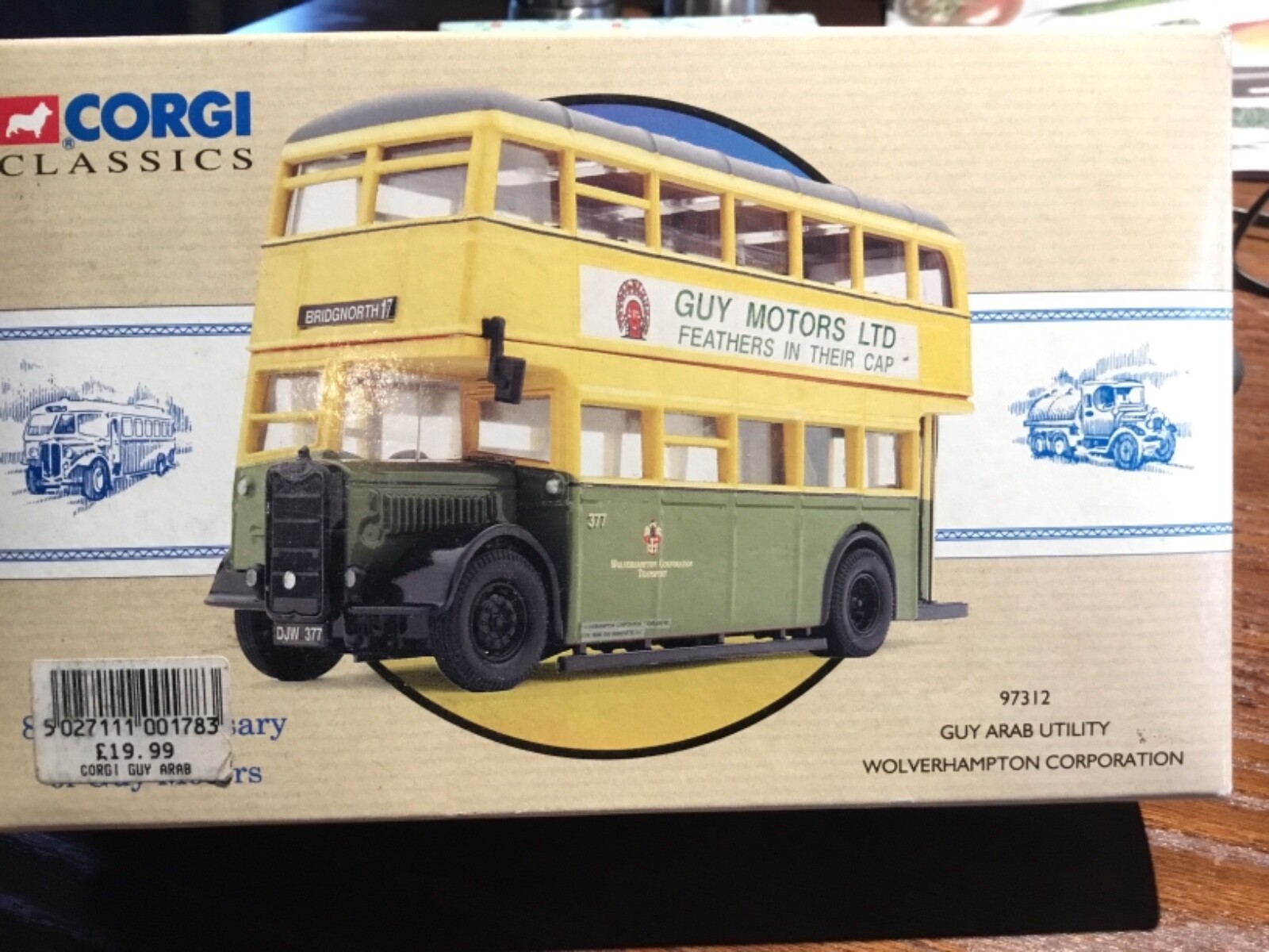 Corgi Classics Guy Arab Utility Bus – England -Yellow/Green – New in Box