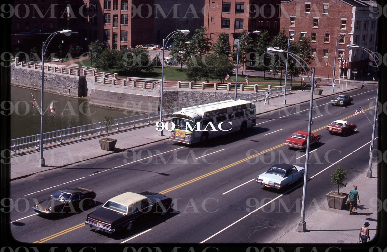 REGIONAL TRANSIT SERVICE. FLXIBLE BUS. Rochester (NY). Original Slide 1979.