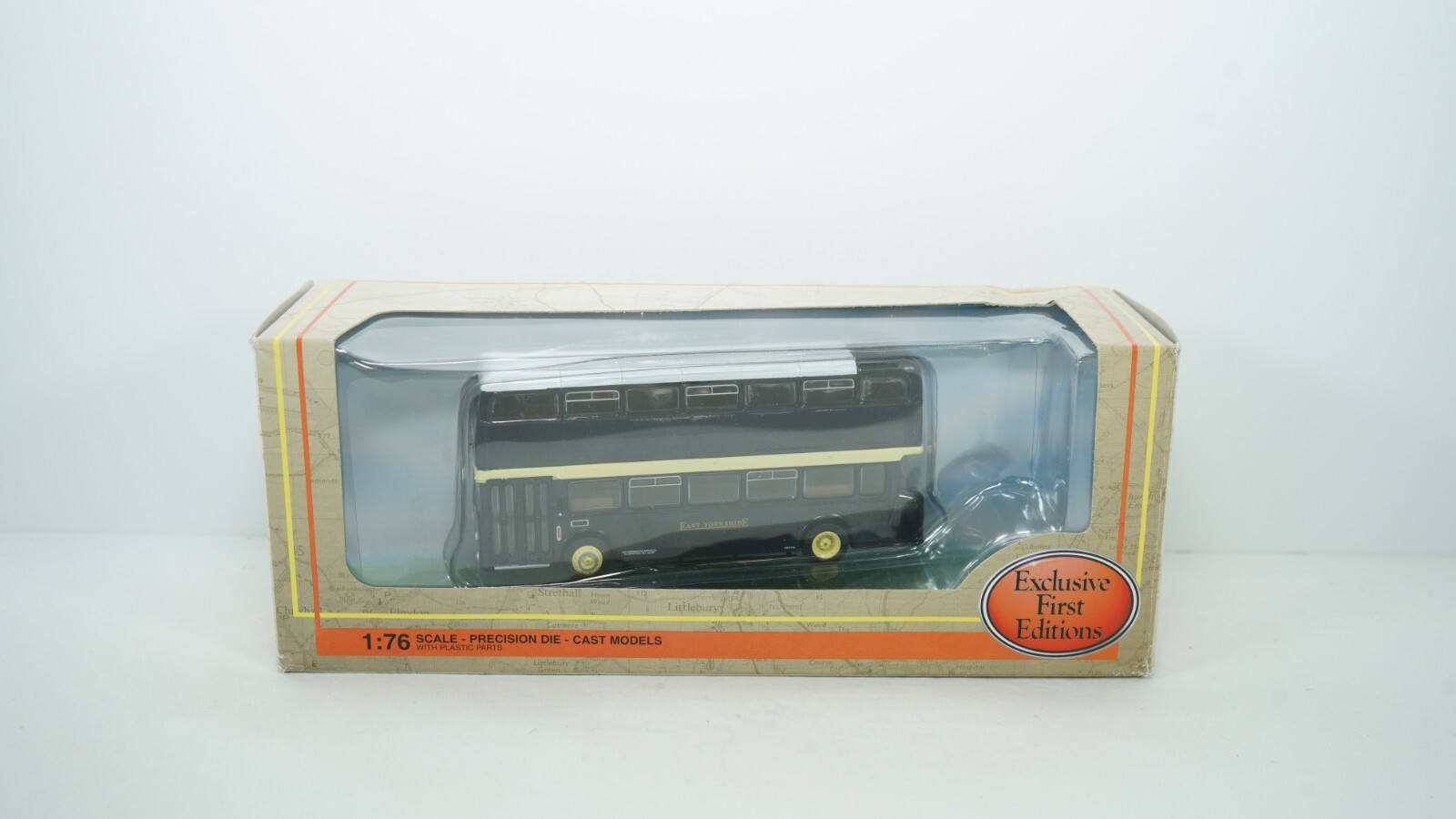 EFE Gilbow 1/76 Daimler MCW Fleetline East Yorkshire D/Deck Bus Item 18012 G3