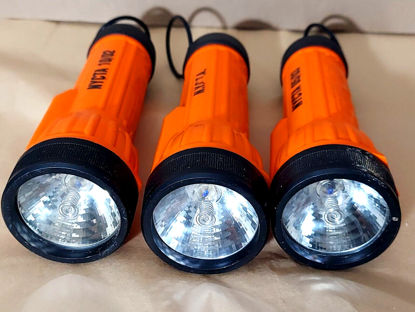 vtg NEW YORK CITY TRANSIT AUTHORITY NYCTA RAYOVAC/MHSA OFFICIAL FLASHLIGHT USA