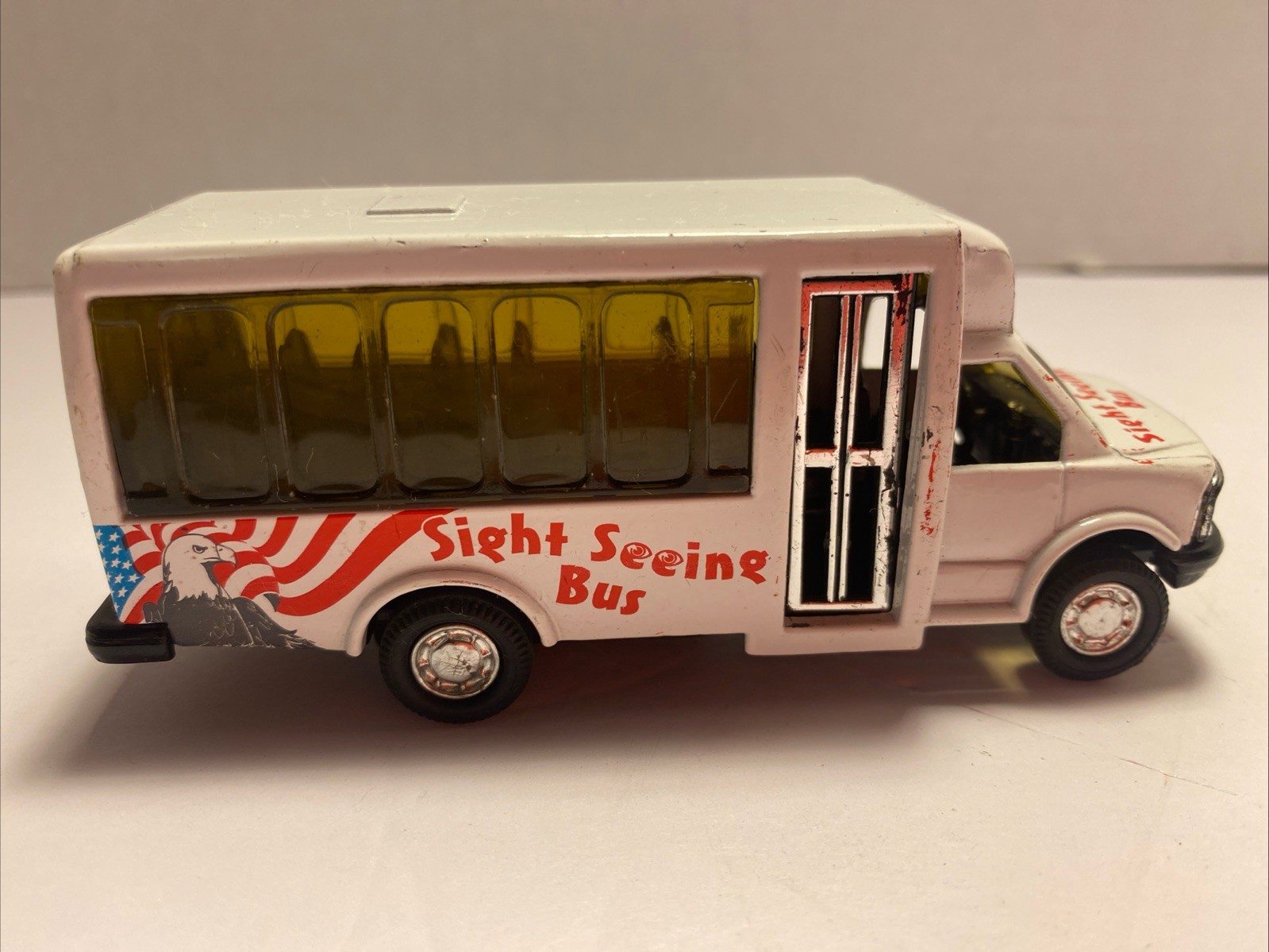 2014 New York White Sight Seeing Bus Pullback Works 4-3/4″ Shing Fat Ltd