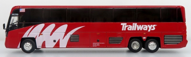 MCI D4520 Coach Bus: Burlington Trailways 1:87 (HO) Diecast Model Bus