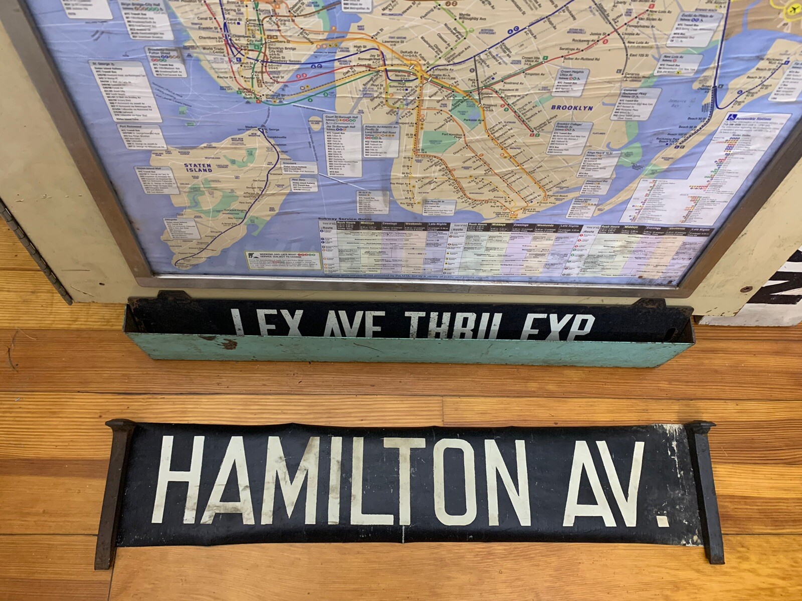 NY NYC BUS ROLL SIGN HAMILTON AVENUE BROOKLYN BAY RIDGE RED HOOK FERRY DISPLAY